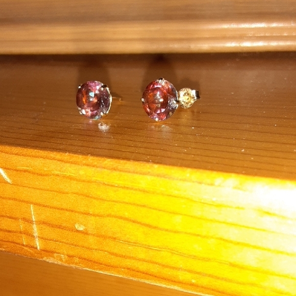 10K Mystic Topaz Studs - Picture 2 of 7